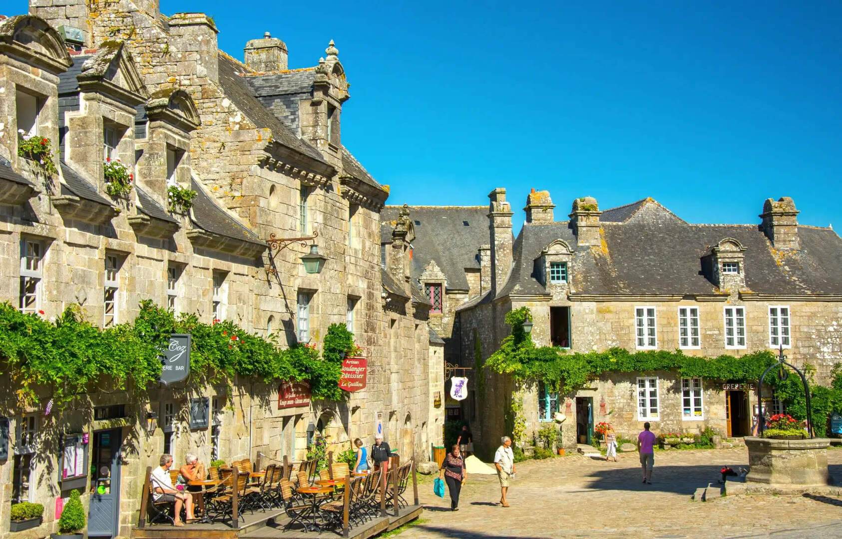 Vacances à Locronan : guide complet pour choisir votre location - GB Conciergerie